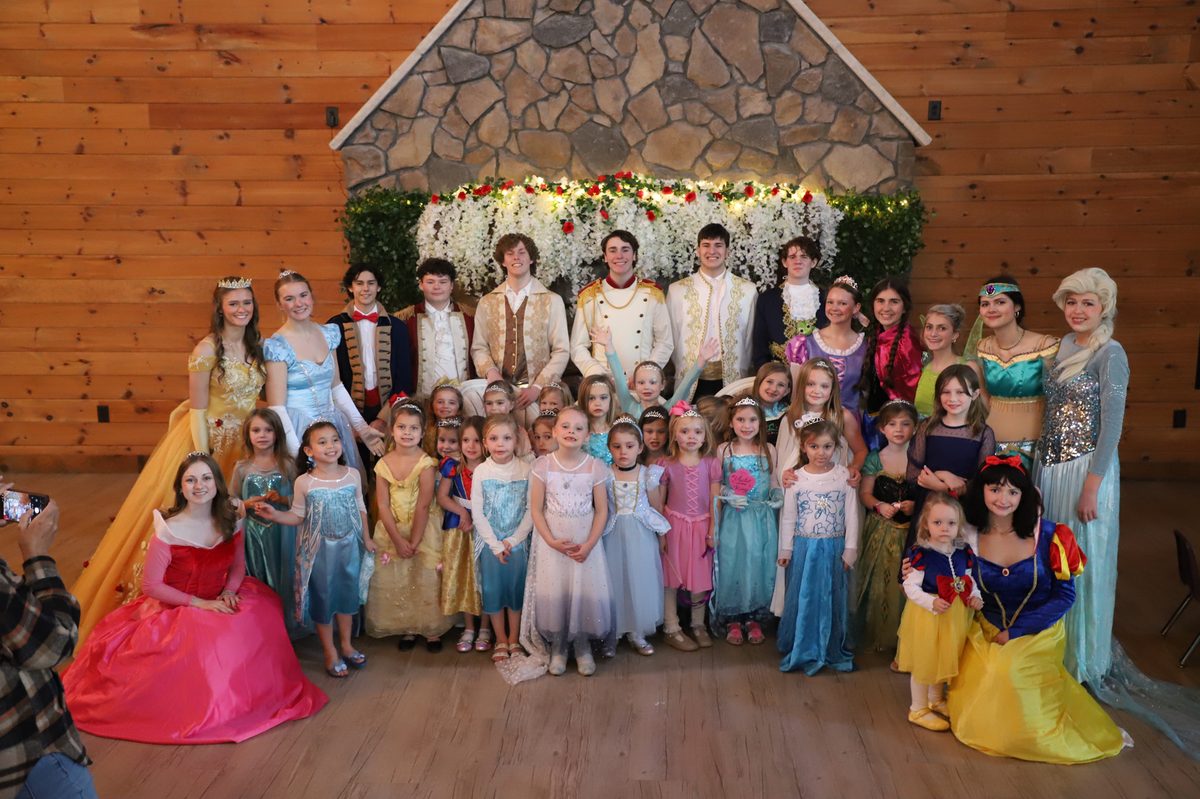 Students in princess costumes at Taylor Estate
